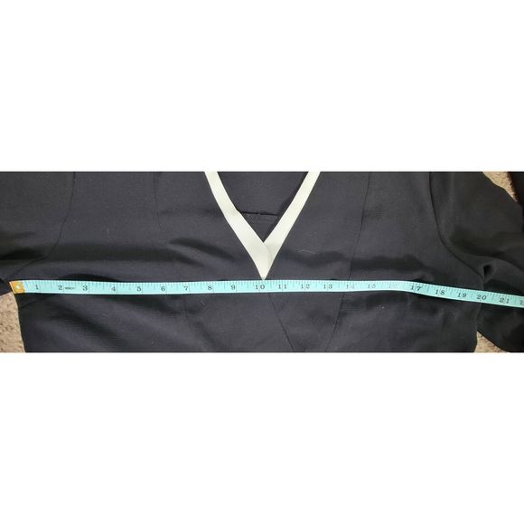 Vince Camuto Blouse Women's Small Black & White Tunic Long-sleeved V Neck Lightw - Picture 8 of 10